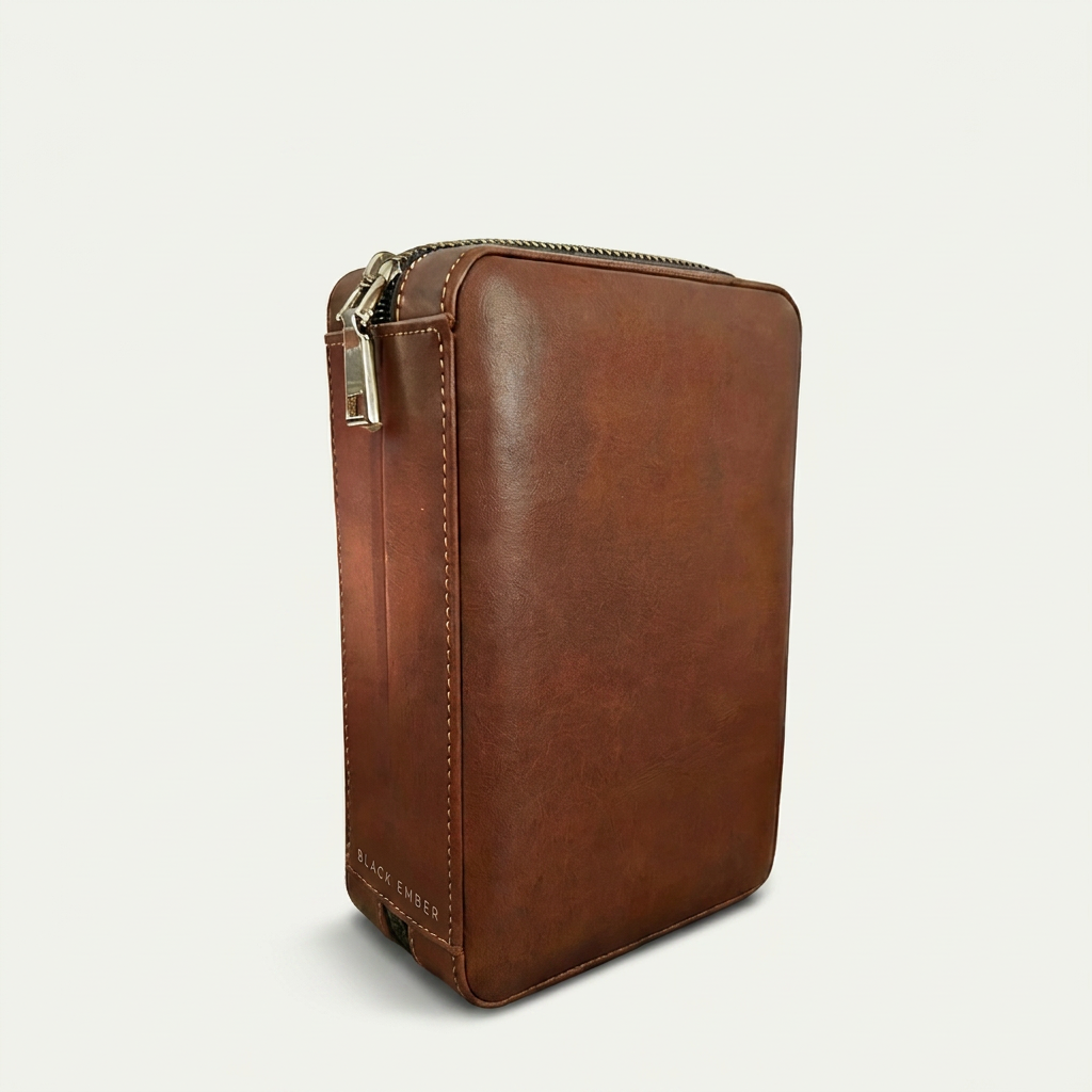 Cedar-Lined Travel Cigar Humidor — Heritage Reserve