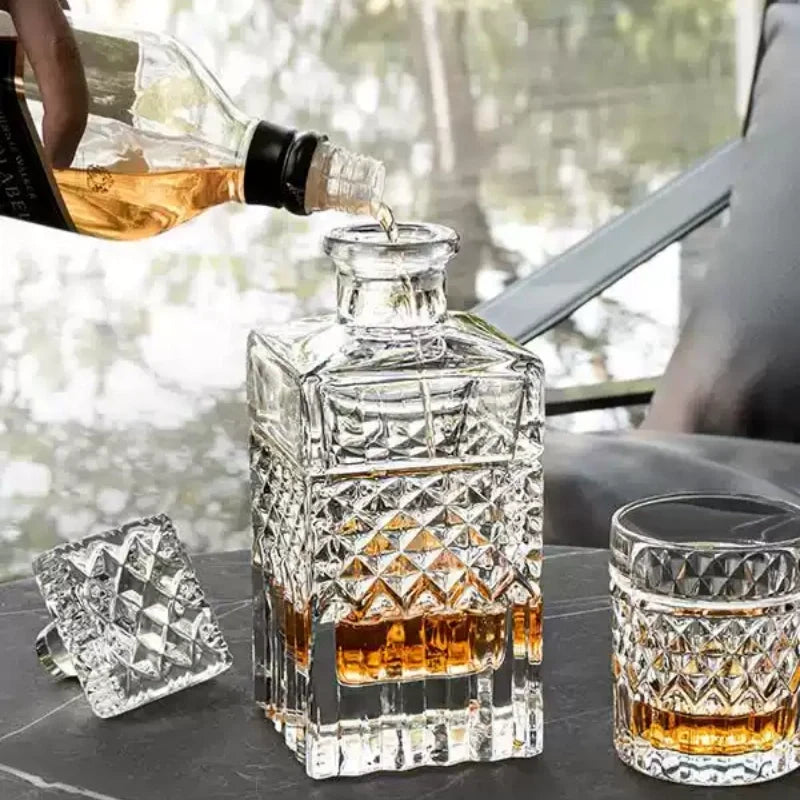 Crystal Whisky Decanter & Glass Set — Prague Reserve