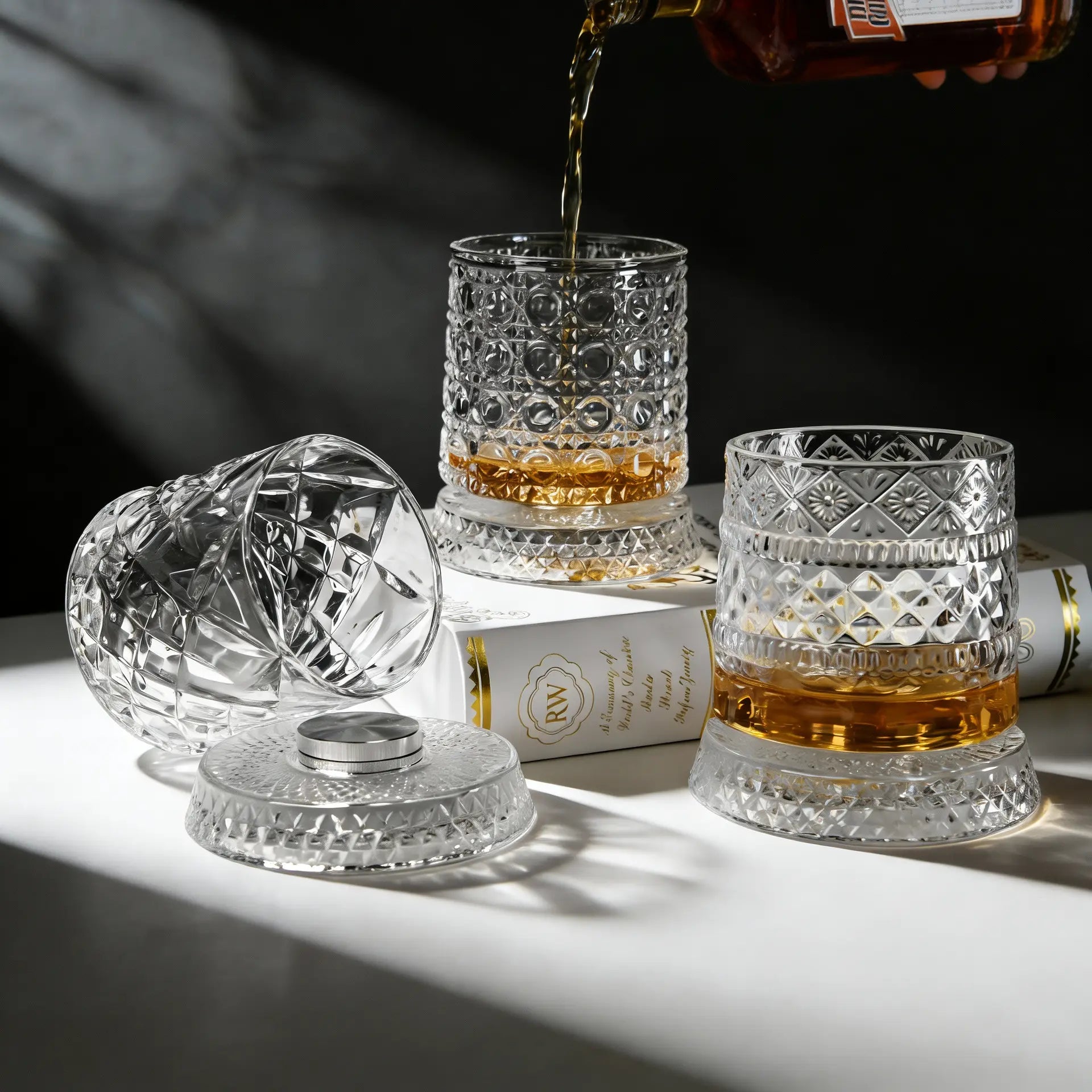 360° Spinning Crystal Whisky Glass — Astra Reserve