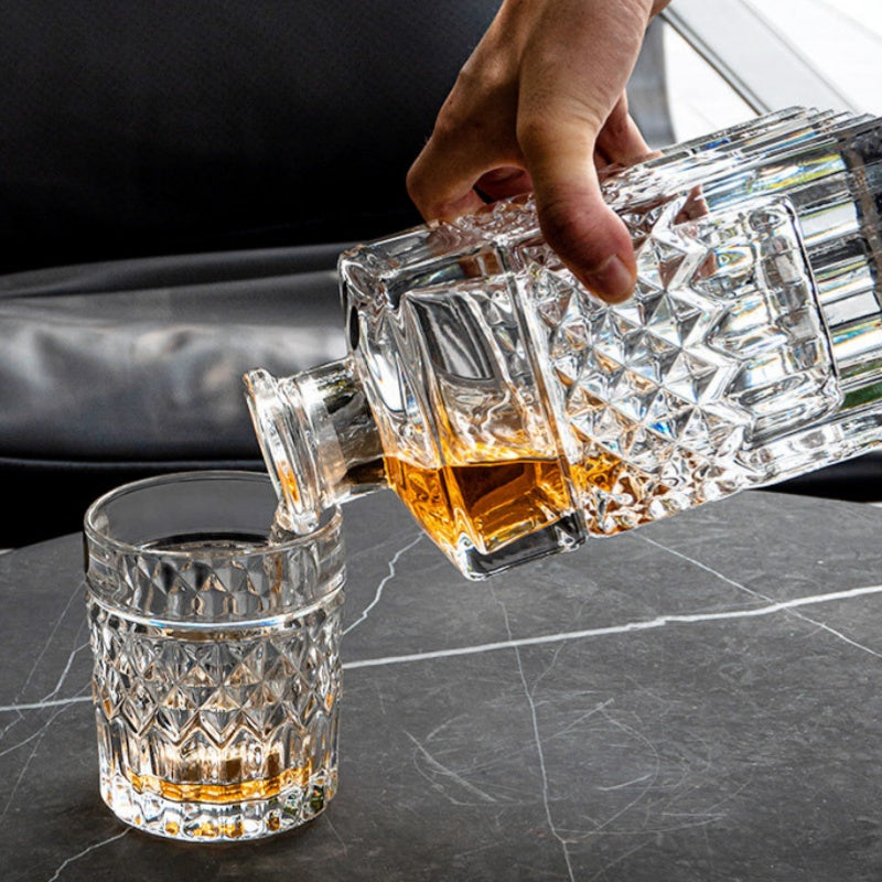 Crystal Whisky Decanter & Glass Set — Prague Reserve