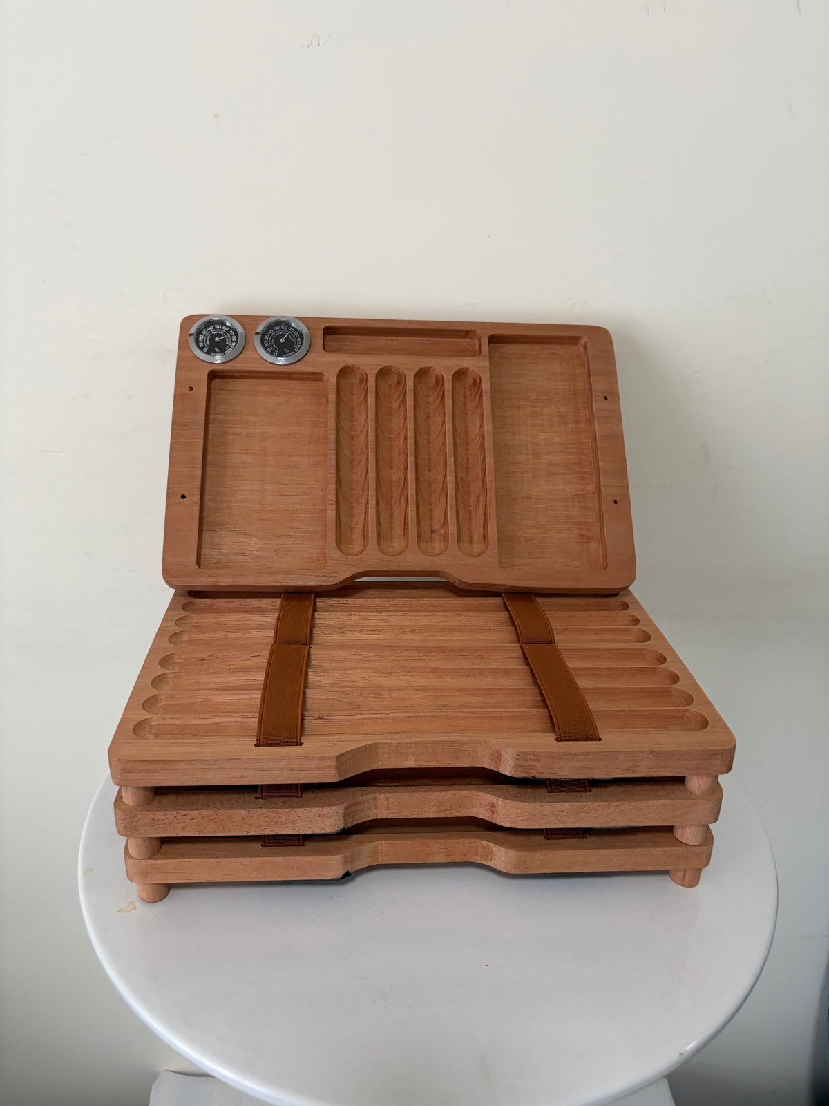 Aluminium Travel Humidor Case with Hygrometer & Cedar Tray — Citadel Reserve