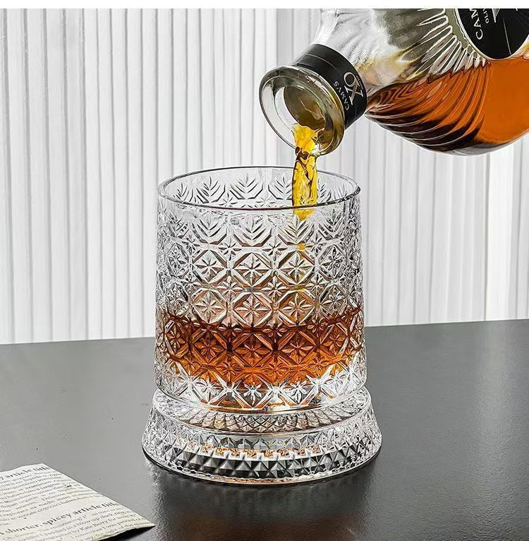 360° Spinning Crystal Whisky Glass — Astra Reserve