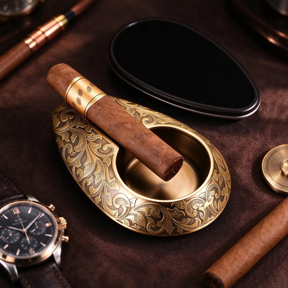 Carved Metal Single-Slot Cigar Ashtray — Sentinel Reserve