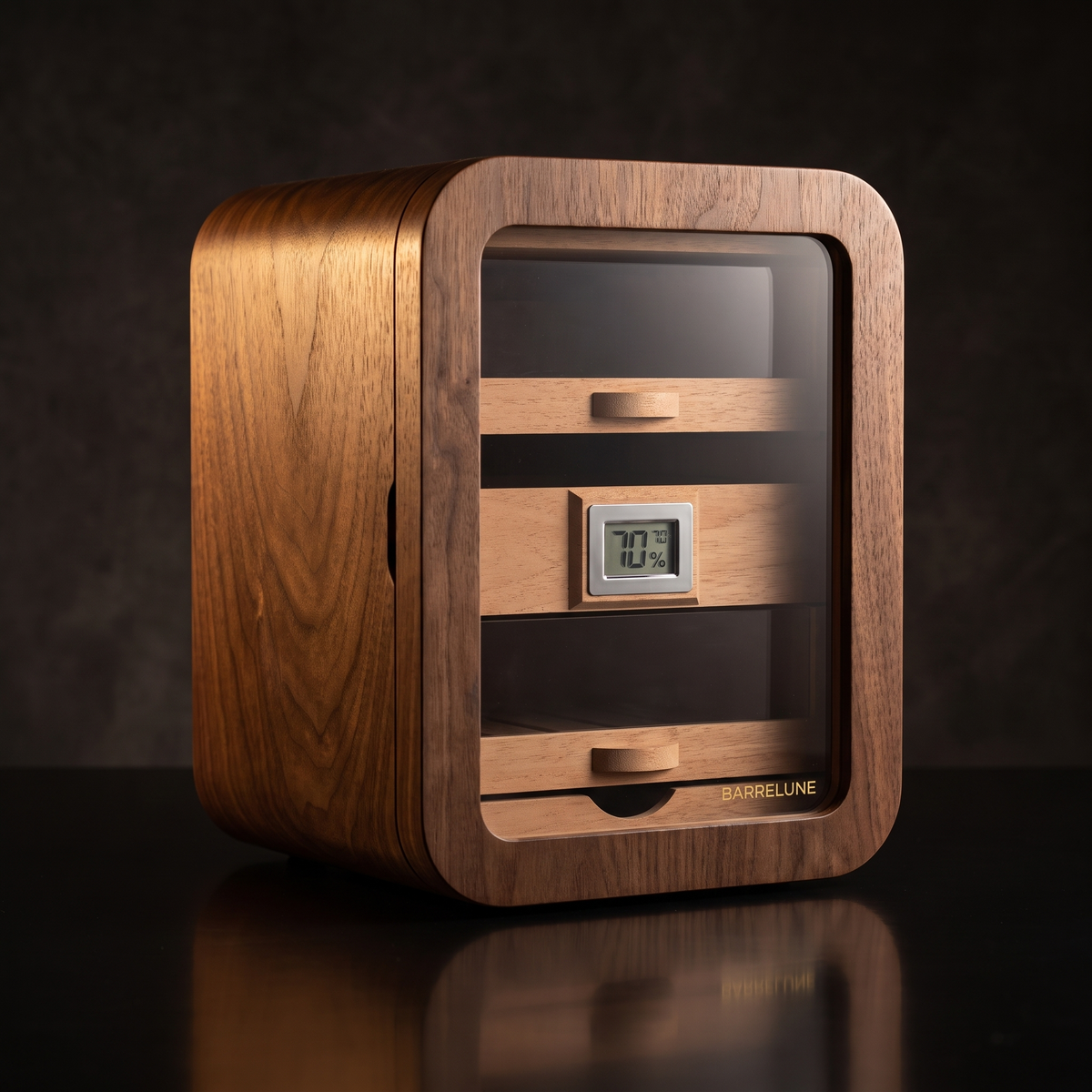Vitrine Reserve — Brown, angled view